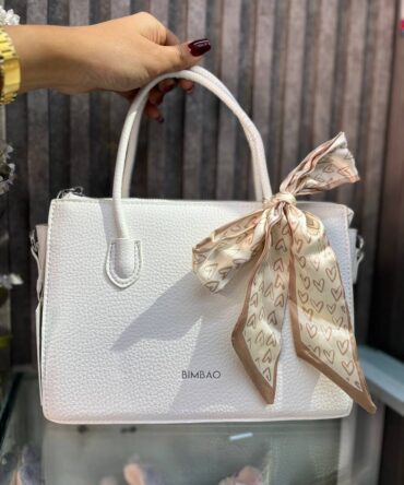 Cartera Love Spell